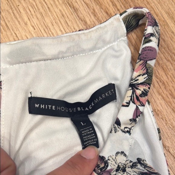 White House Black Market Floral White and Pink Keyhole Tank - Picture 2 of 5